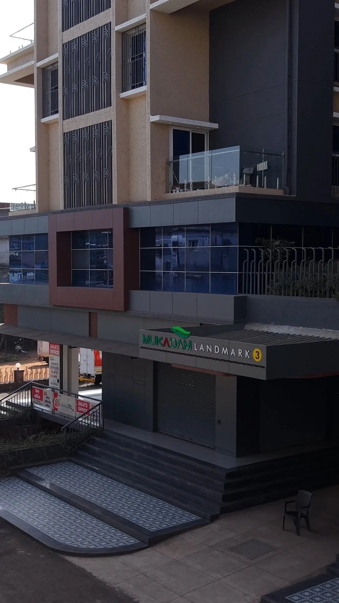 Mukadam Complex — Jithe location bolti · invest in Khed